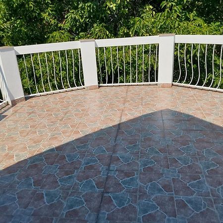Tuerkiz Apartman - 5 Szobas 13 Fos Apartmanhaz 4Km A Balaton- Balatonszabadi Fürdőtelep 외부 사진