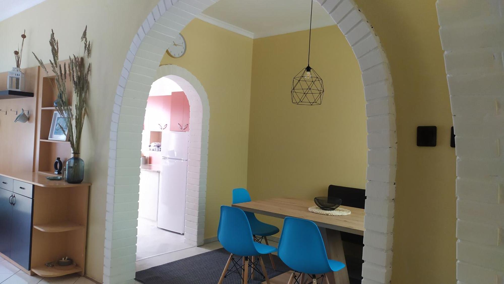 Tuerkiz Apartman - 5 Szobas 13 Fos Apartmanhaz 4Km A Balaton- Balatonszabadi Fürdőtelep 외부 사진